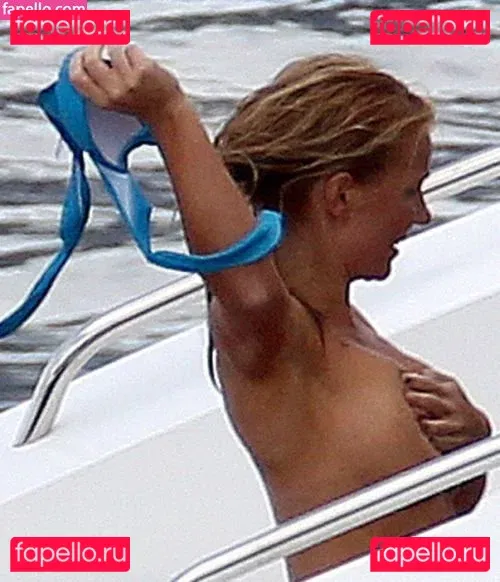 Geri Halliwell Onlyfans Photo Gallery 