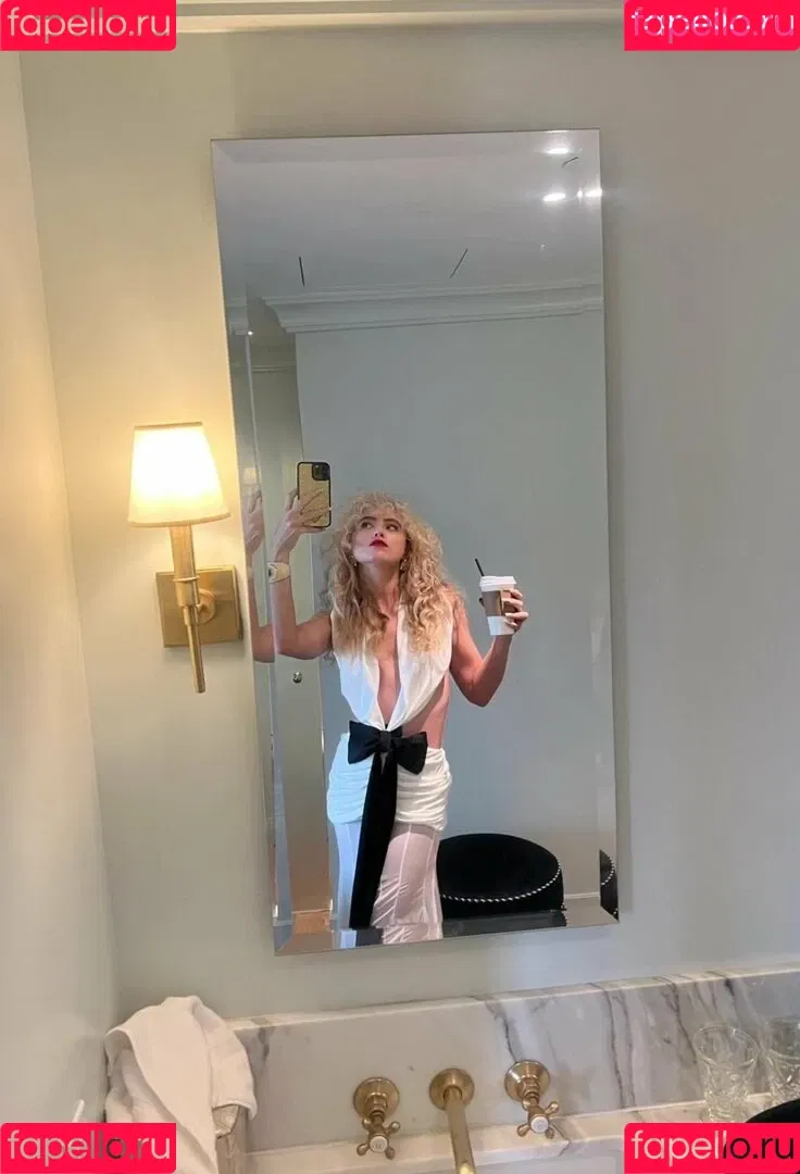 Kathrynton Onlyfans Photo Gallery 