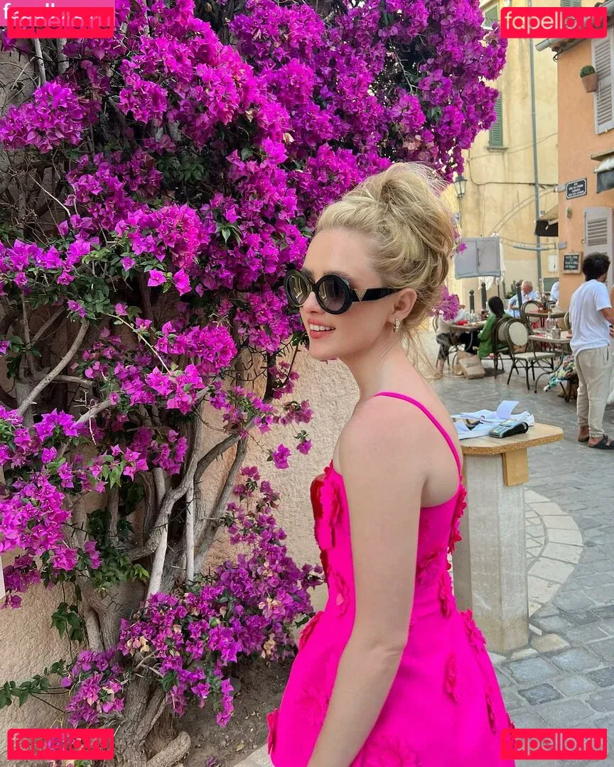 Kathrynton Onlyfans Photo Gallery 