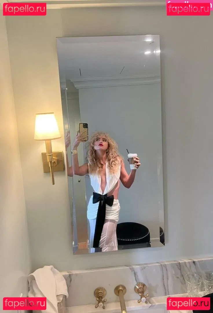 Kathrynton Onlyfans Photo Gallery 