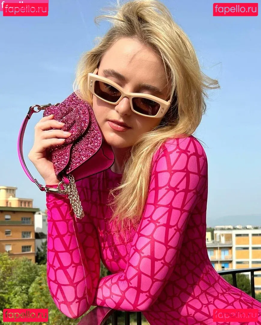 Kathrynton Onlyfans Photo Gallery 