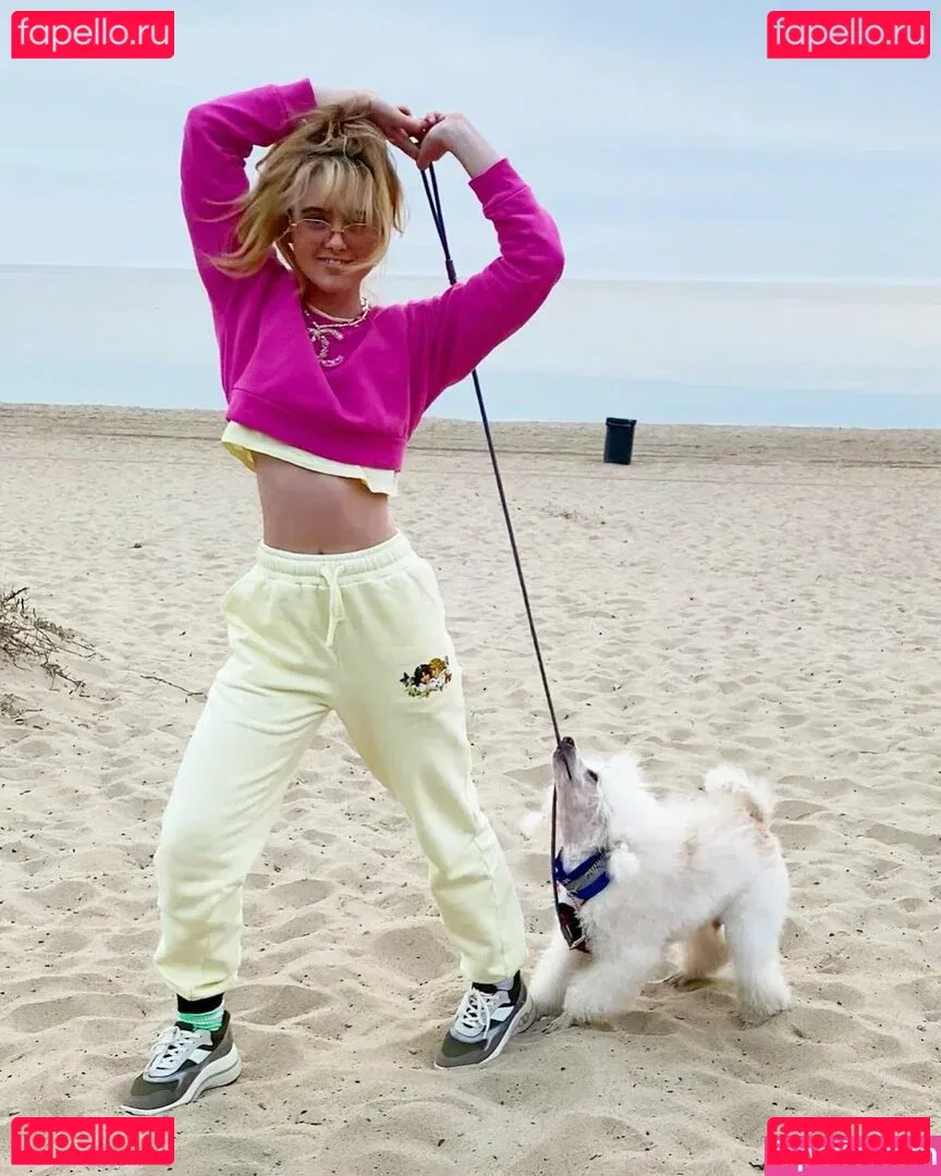 Kathrynton Onlyfans Photo Gallery 