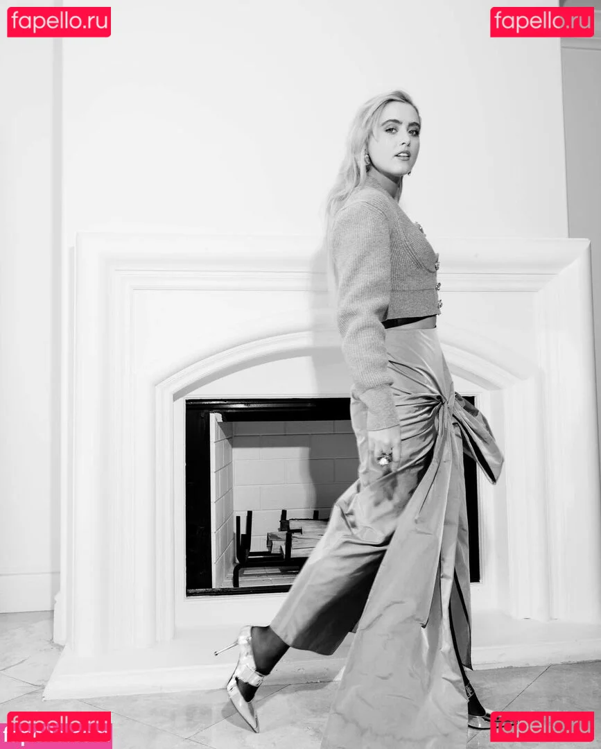 Kathrynton Onlyfans Photo Gallery 