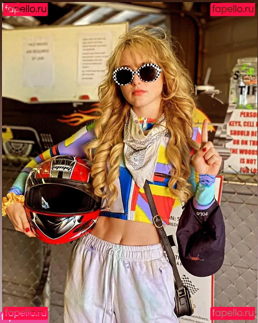 Kathrynton Onlyfans Photo Gallery 