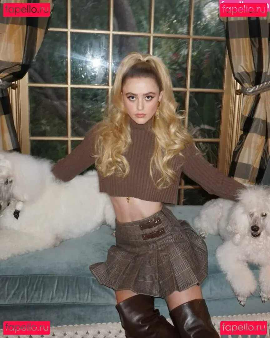 Kathrynton Onlyfans Photo Gallery 