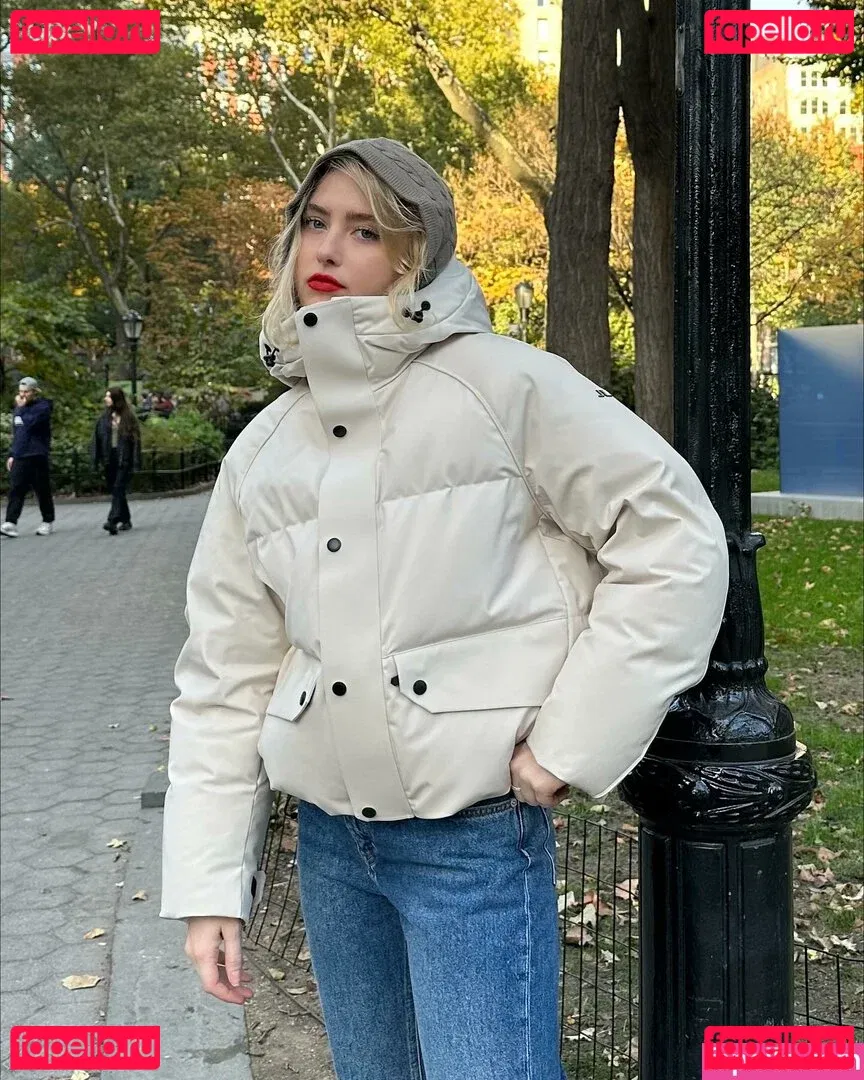 Kathrynton Onlyfans Photo Gallery 