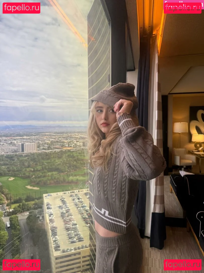 Kathrynton Onlyfans Photo Gallery 