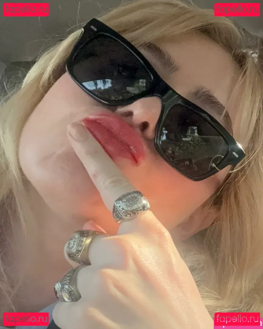 Kathrynton Onlyfans Photo Gallery 