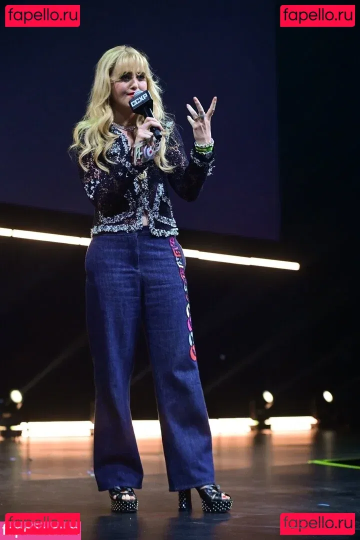 Kathrynton Onlyfans Photo Gallery 