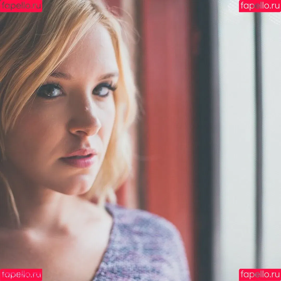 Brea Grant Onlyfans Photo Gallery 