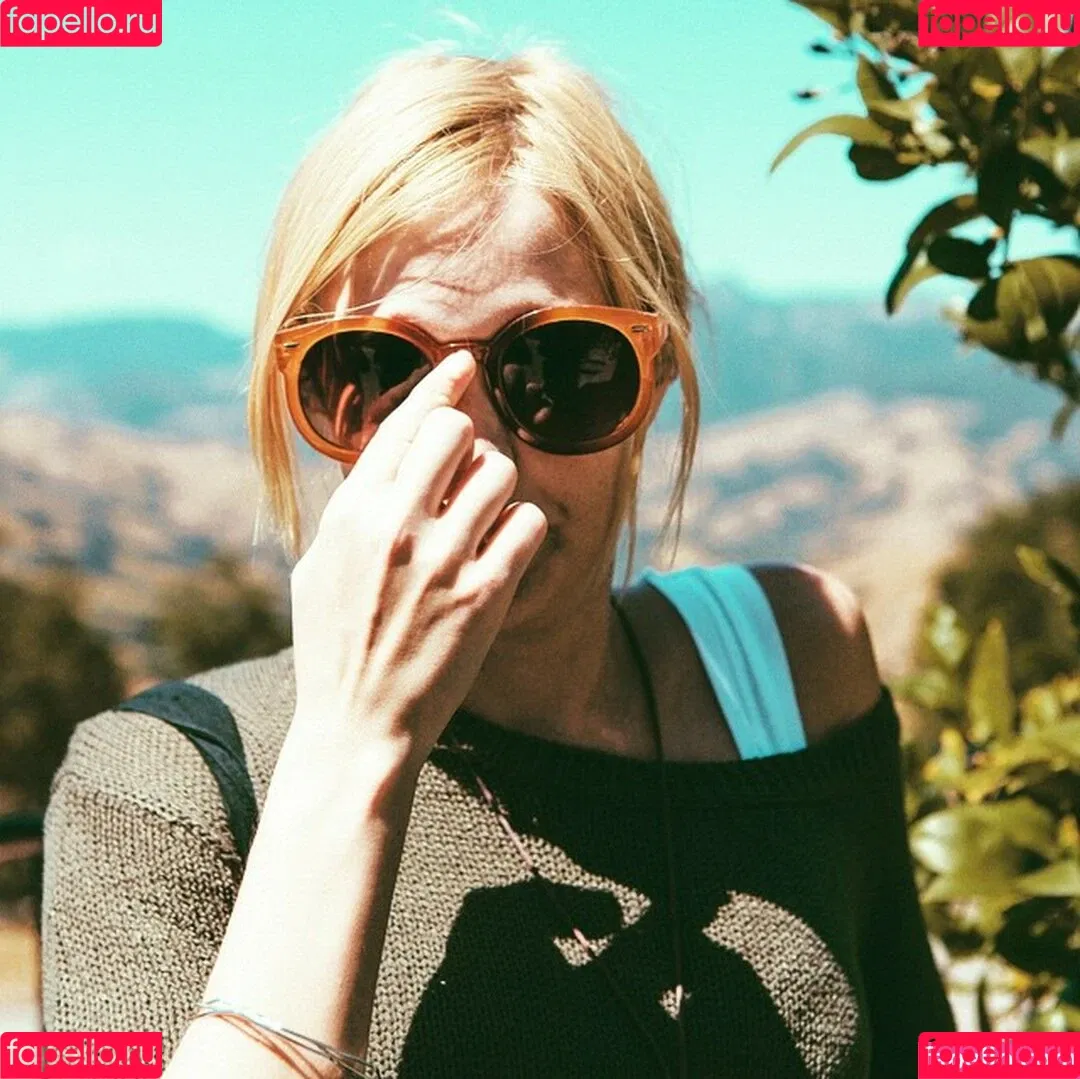 Brea Grant Onlyfans Photo Gallery 