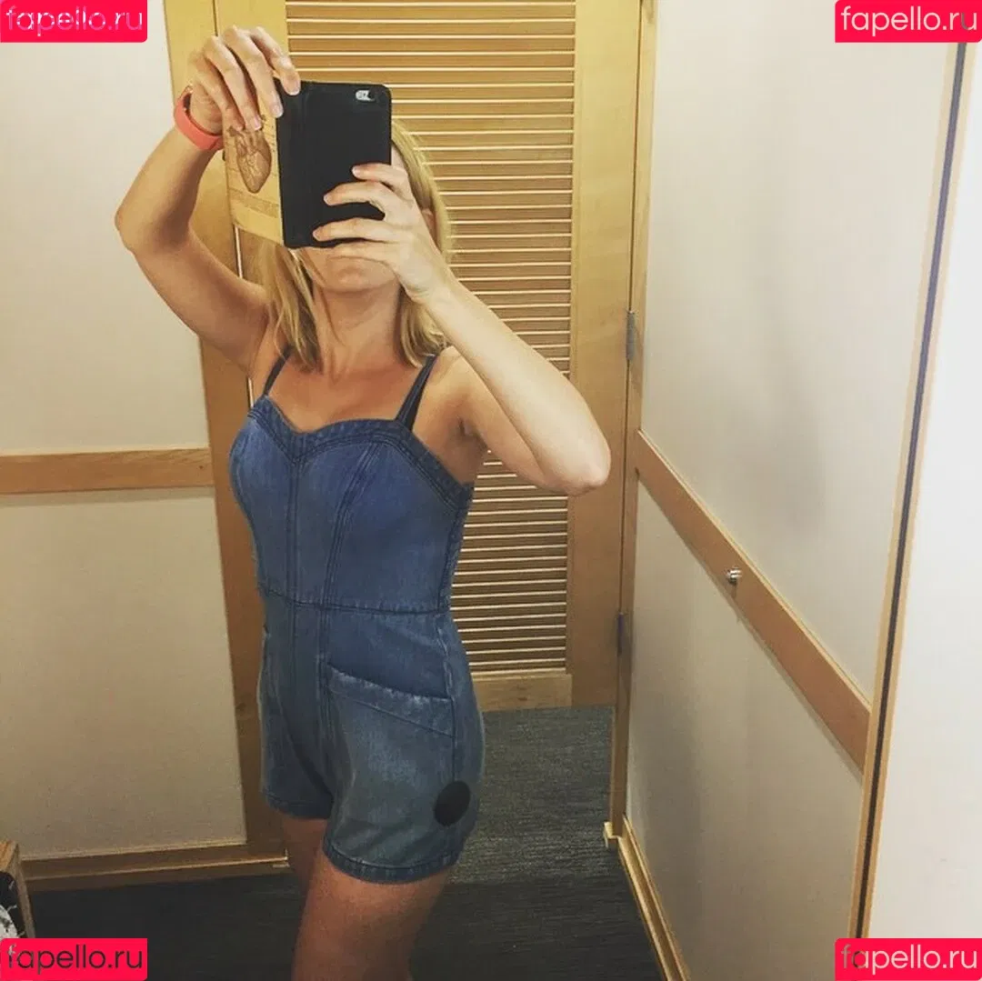 Brea Grant Onlyfans Photo Gallery 