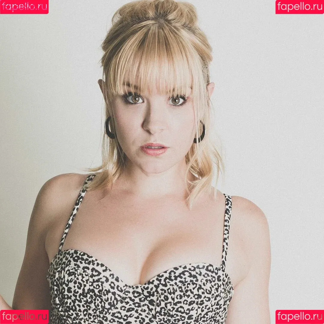 Brea Grant Onlyfans Photo Gallery 