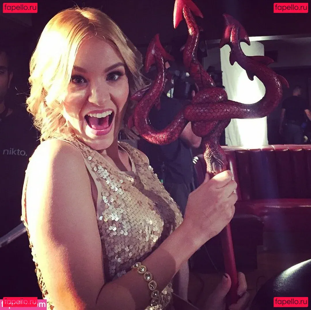 Brea Grant Onlyfans Photo Gallery 