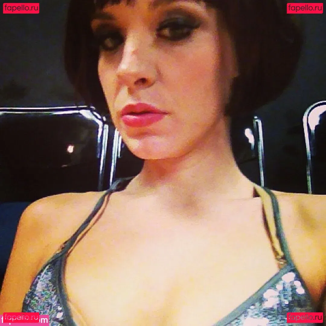 Brea Grant Onlyfans Photo Gallery 