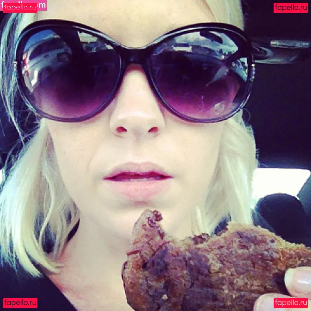 Brea Grant Onlyfans Photo Gallery 