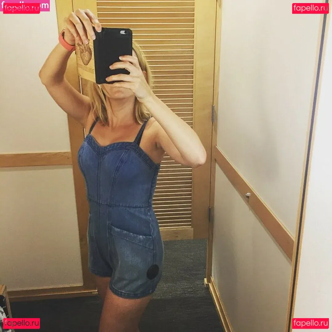 Brea Grant Onlyfans Photo Gallery 