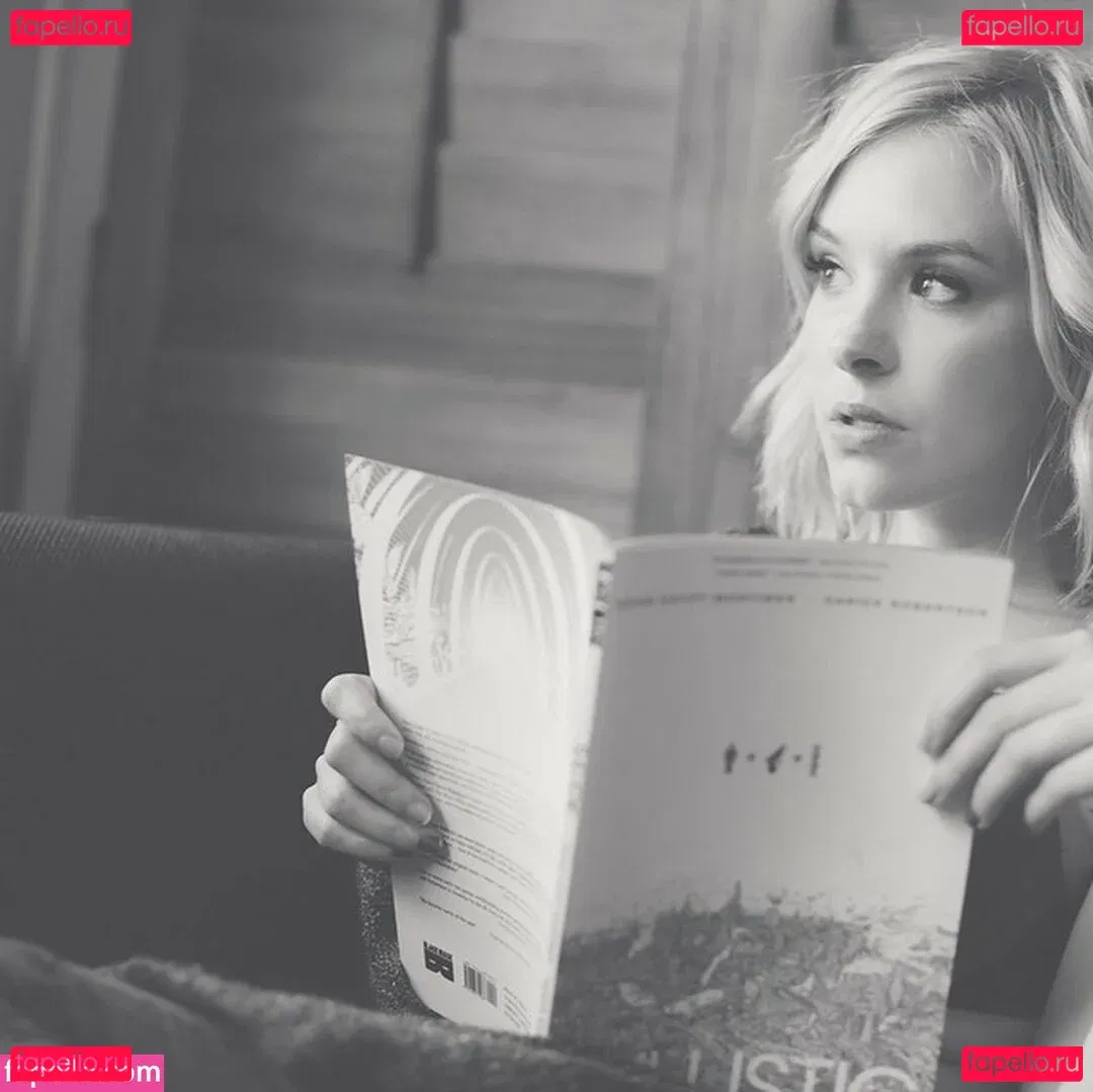 Brea Grant Onlyfans Photo Gallery 