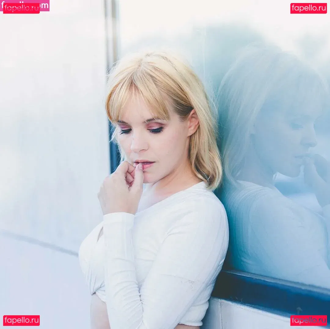 Brea Grant Onlyfans Photo Gallery 