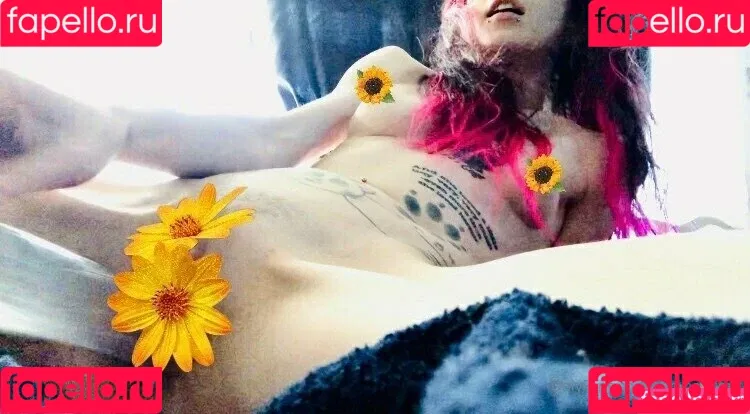 serenatvfree Onlyfans Photo Gallery 