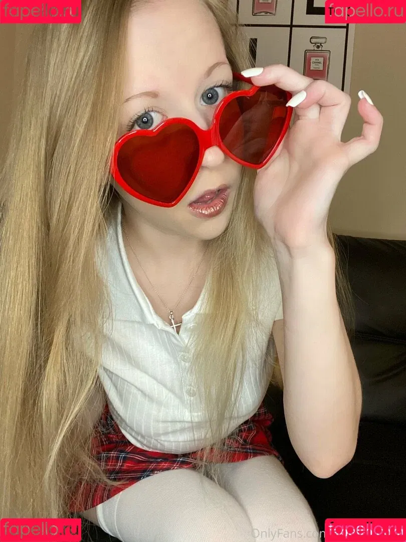 rosalieduthe Onlyfans Photo Gallery 