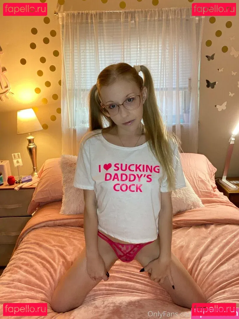 rosalieduthe Onlyfans Photo Gallery 