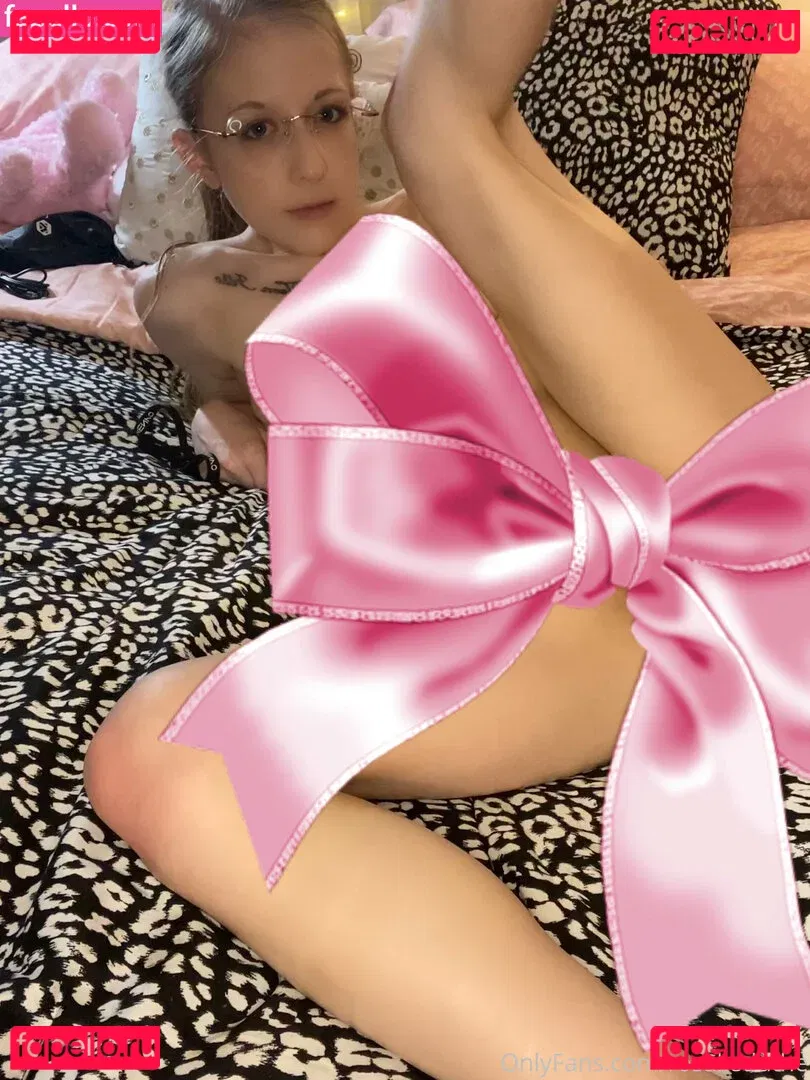 rosalieduthe Onlyfans Photo Gallery 