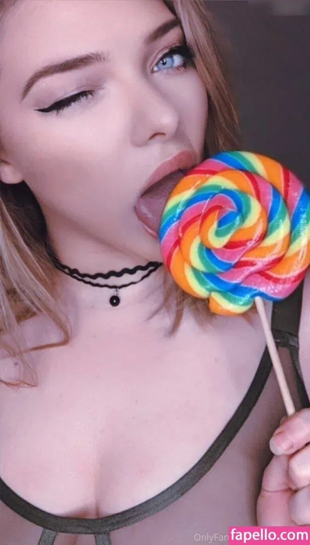 Neevi Onlyfans Photo Gallery 