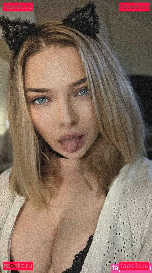 Neevi Onlyfans Photo Gallery 