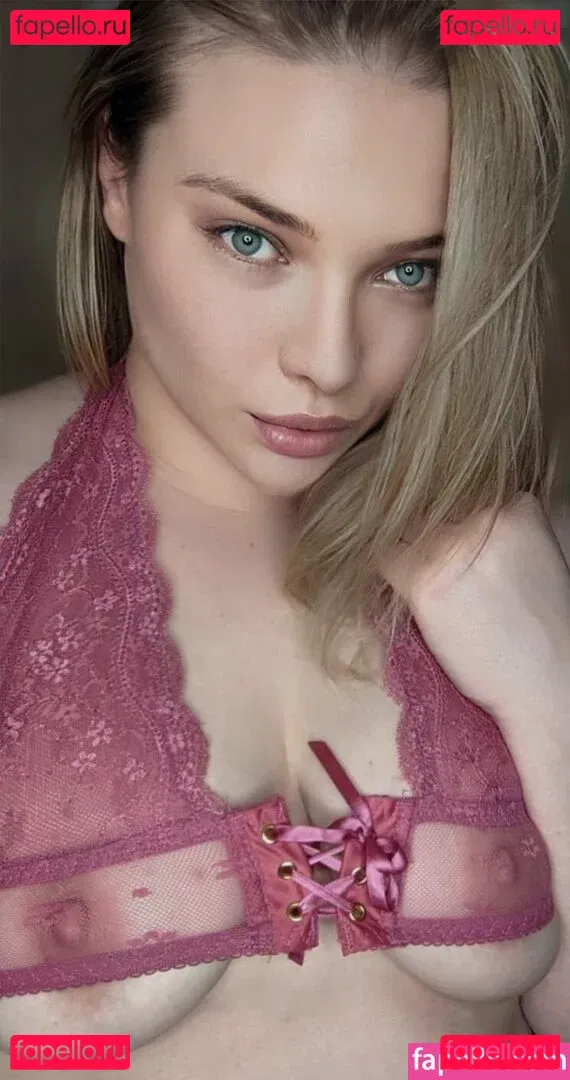 Neevi Onlyfans Photo Gallery 