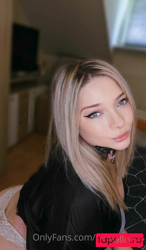 Neevi Onlyfans Photo Gallery 