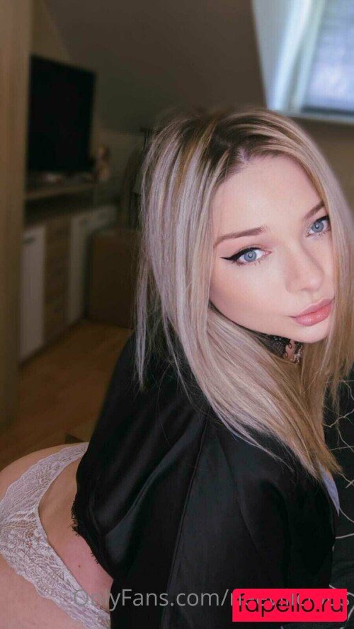 Neevi Onlyfans Photo Gallery 