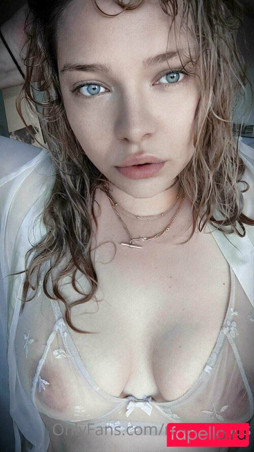 Neevi Onlyfans Photo Gallery 