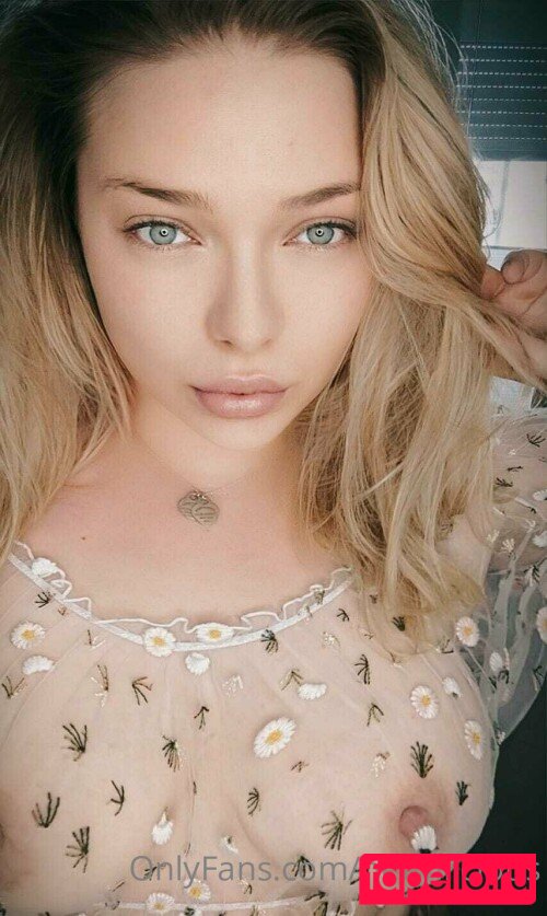 Neevi Onlyfans Photo Gallery 