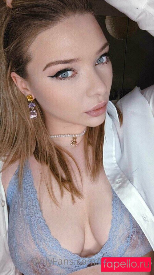 Neevi Onlyfans Photo Gallery 