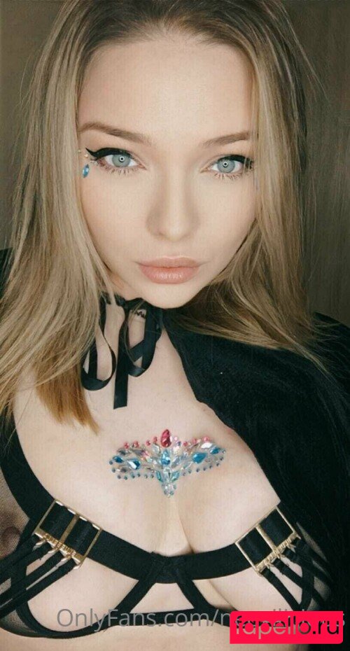 Neevi Onlyfans Photo Gallery 