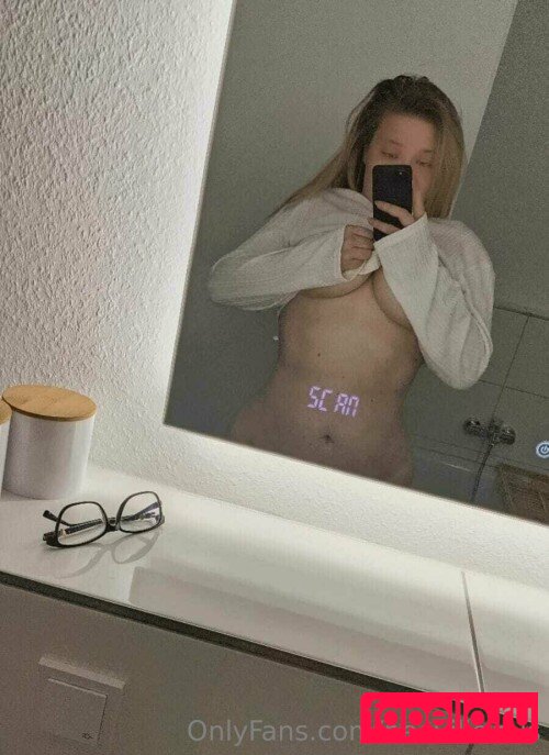 Neevi Onlyfans Photo Gallery 