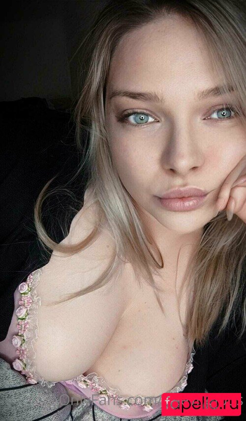 Neevi Onlyfans Photo Gallery 