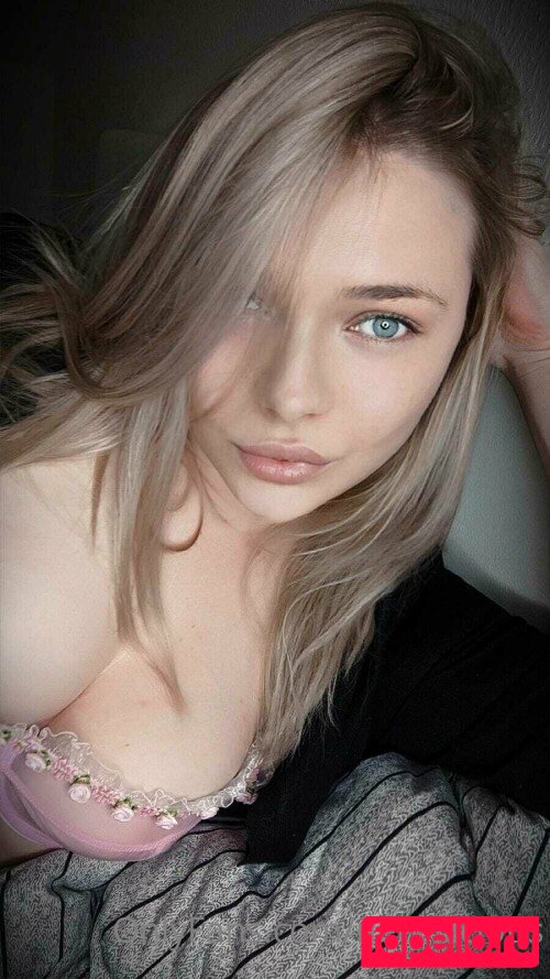 Neevi Onlyfans Photo Gallery 