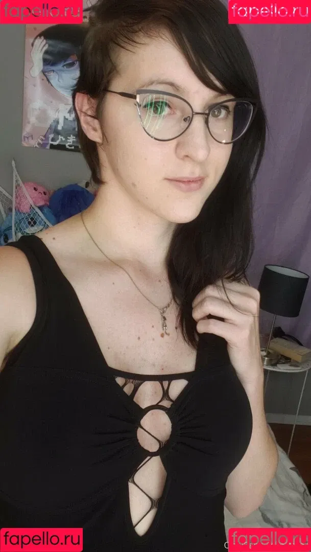 gothravemom Onlyfans Photo Gallery 