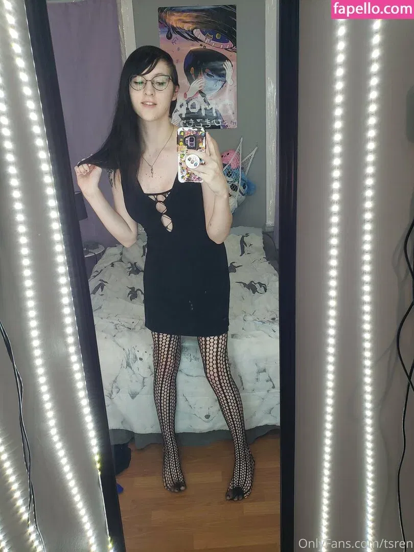 gothravemom Onlyfans Photo Gallery 