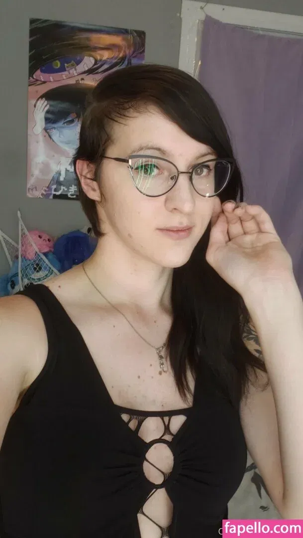 gothravemom Onlyfans Photo Gallery 