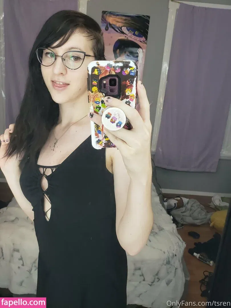 gothravemom Onlyfans Photo Gallery 