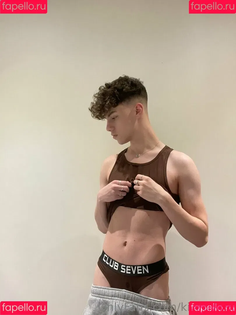 kiekie18x Onlyfans Photo Gallery 