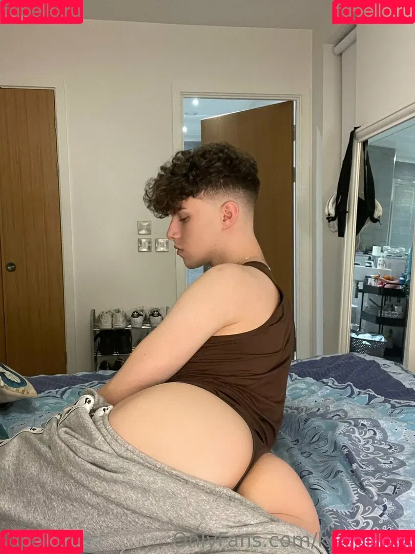 kiekie18x Onlyfans Photo Gallery 