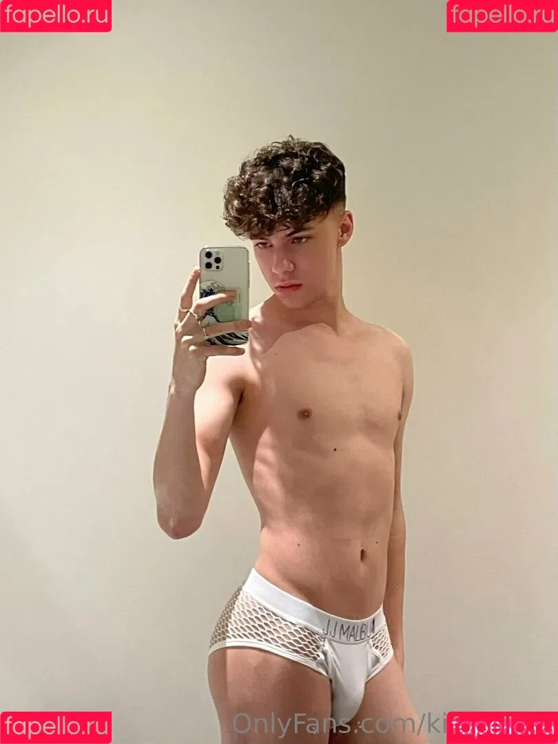 kiekie18x Onlyfans Photo Gallery 