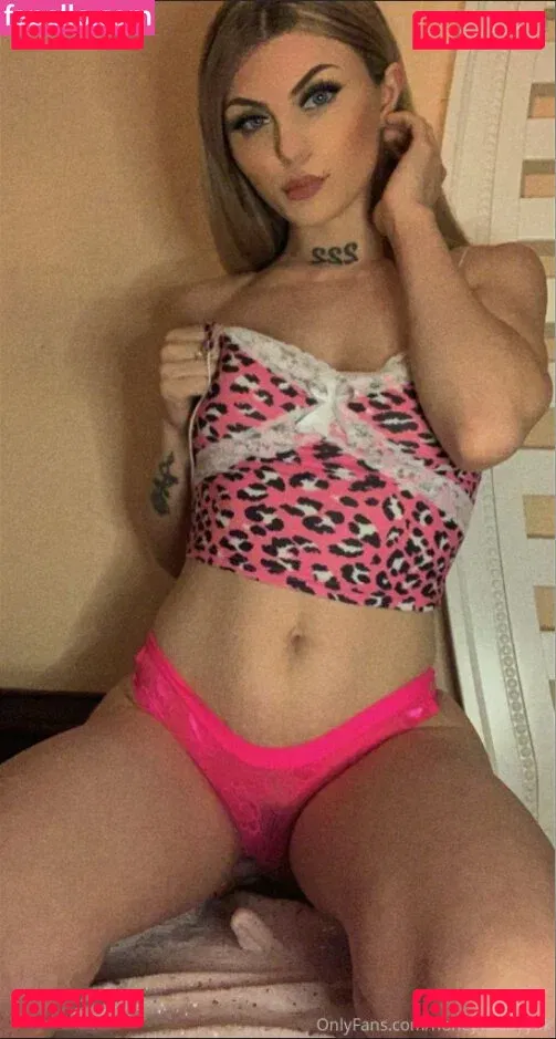 Honeyybabyydk Onlyfans Photo Gallery 