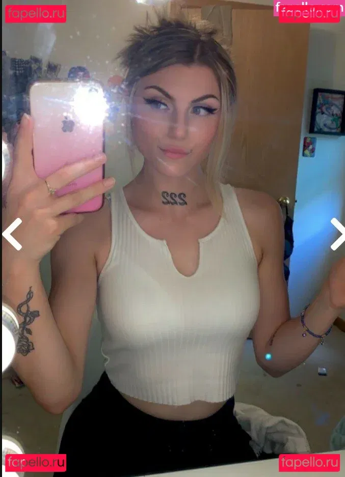 Honeyybabyydk Onlyfans Photo Gallery 