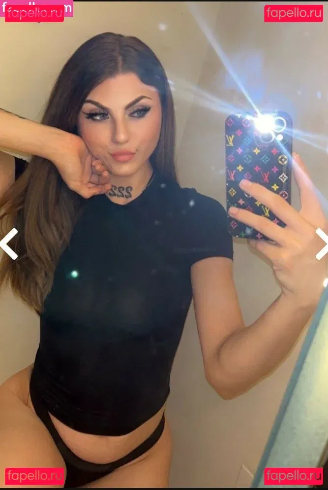 Honeyybabyydk Onlyfans Photo Gallery 