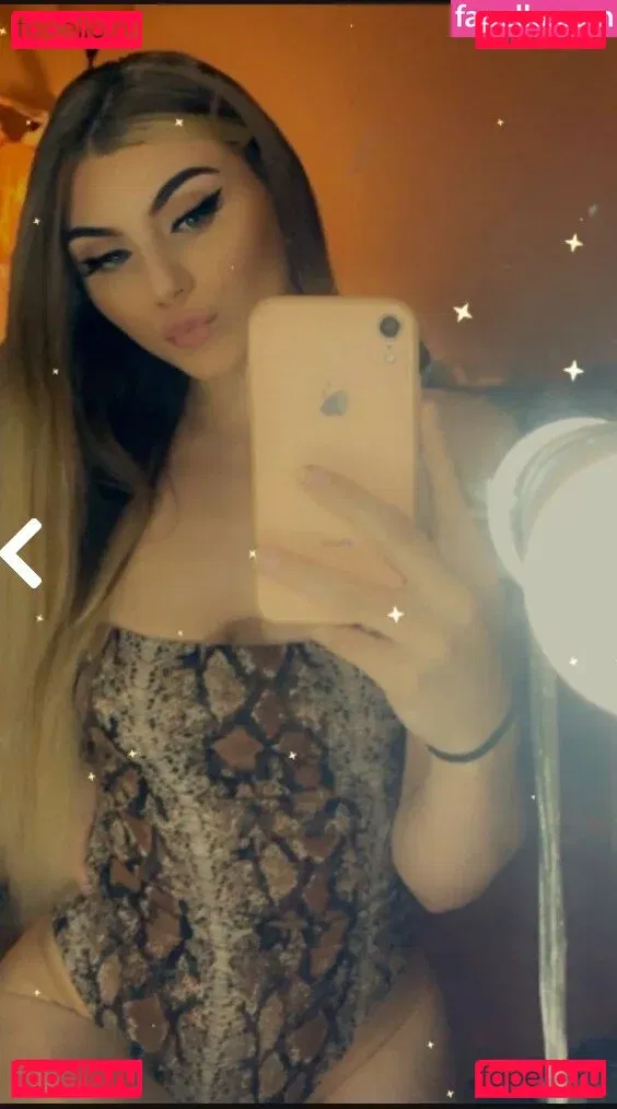 Honeyybabyydk Onlyfans Photo Gallery 